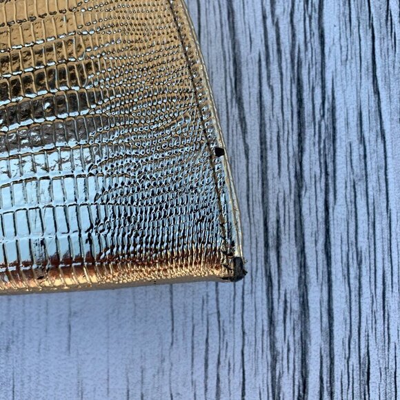 Vintage Gold Metallic Croc Embossed Clutch Handbag - Picture 12 of 12